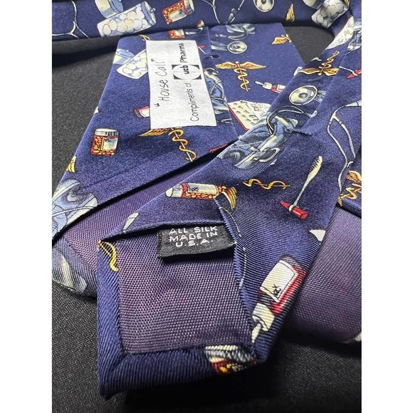 Avery Medical Fashions 100% Silk Necktie Navy Blue Doctor's Tie Medical Supplies - Picture 2 of 5